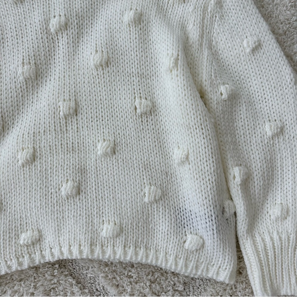 ‼️SOLD‼️ Luca & Grae White Pom Pom Sweate - Picture 2 of 5